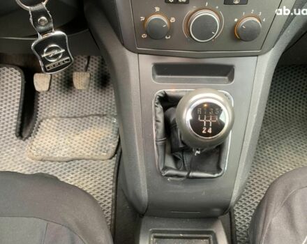 Опель Зафира 2005 в Виннице на Automoto.ua Серый Опель Зафира, объемом двигателя 1.8 л и пробегом 330 тыс. км за 6180 $, фото 34 на Automoto.ua