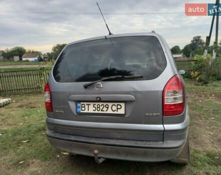 Серый Опель Зафира, объемом двигателя 2 л и пробегом 350 тыс. км за 5500 $, фото 16 на Automoto.ua