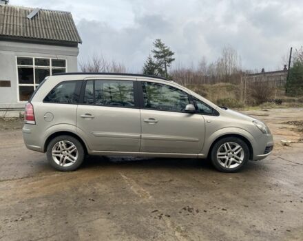 Серый Опель Зафира, объемом двигателя 0 л и пробегом 250 тыс. км за 1950 $, фото 3 на Automoto.ua