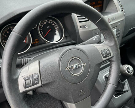 Сірий Опель Зафіра, об'ємом двигуна 1.6 л та пробігом 210 тис. км за 4950 $, фото 26 на Automoto.ua