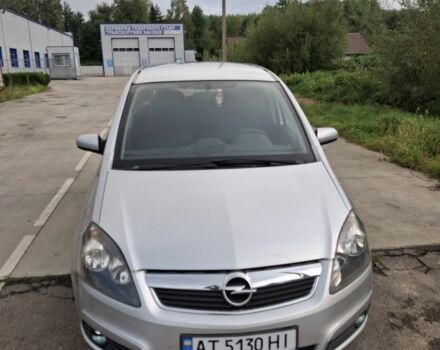 Серый Опель Зафира, объемом двигателя 1.9 л и пробегом 283 тыс. км за 5381 $, фото 9 на Automoto.ua