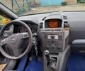 Серый Опель Зафира, объемом двигателя 1.9 л и пробегом 377 тыс. км за 4700 $, фото 3 на Automoto.ua
