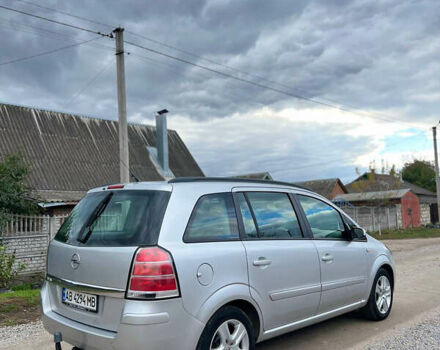 Сірий Опель Зафіра, об'ємом двигуна 1.6 л та пробігом 180 тис. км за 5700 $, фото 3 на Automoto.ua