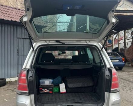 Серый Опель Зафира, объемом двигателя 1.9 л и пробегом 3 тыс. км за 2500 $, фото 3 на Automoto.ua