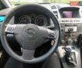 Серый Опель Зафира, объемом двигателя 1.9 л и пробегом 276 тыс. км за 5800 $, фото 3 на Automoto.ua
