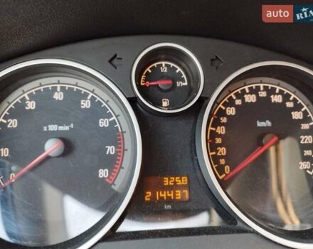 Серый Опель Зафира, объемом двигателя 1.8 л и пробегом 214 тыс. км за 5200 $, фото 16 на Automoto.ua