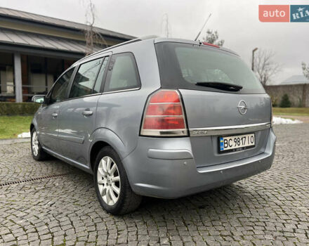 Серый Опель Зафира, объемом двигателя 1.9 л и пробегом 275 тыс. км за 4900 $, фото 9 на Automoto.ua