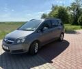 Серый Опель Зафира, объемом двигателя 1.9 л и пробегом 330 тыс. км за 5200 $, фото 1 на Automoto.ua