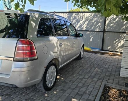 Опель Зафира 2006 в Кривом Роге на Automoto.ua Серый Опель Зафира, объемом двигателя 1.9 л и пробегом 300 тыс. км за 3733 $, фото 3 на Automoto.ua