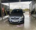Серый Опель Зафира, объемом двигателя 1.9 л и пробегом 326 тыс. км за 5500 $, фото 5 на Automoto.ua