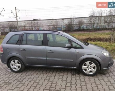 Серый Опель Зафира, объемом двигателя 1.9 л и пробегом 337 тыс. км за 2700 $, фото 8 на Automoto.ua