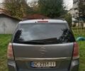 Серый Опель Зафира, объемом двигателя 1.6 л и пробегом 350 тыс. км за 3513 $, фото 2 на Automoto.ua