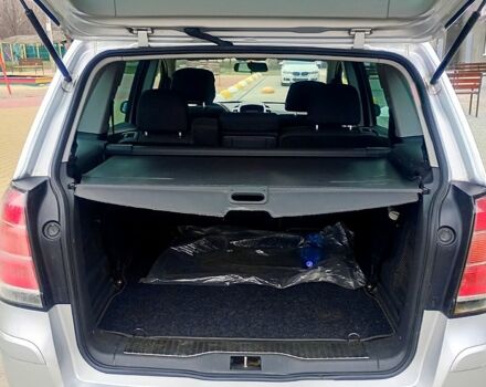 Сірий Опель Зафіра, об'ємом двигуна 1.6 л та пробігом 195 тис. км за 5650 $, фото 7 на Automoto.ua