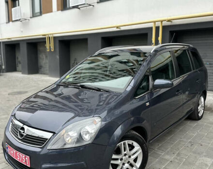 Сірий Опель Зафіра, об'ємом двигуна 1.8 л та пробігом 249 тис. км за 5999 $, фото 3 на Automoto.ua