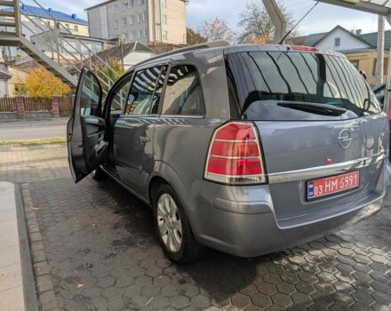 Серый Опель Зафира, объемом двигателя 0 л и пробегом 176 тыс. км за 5500 $, фото 5 на Automoto.ua