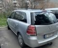 Сірий Опель Зафіра, об'ємом двигуна 1.6 л та пробігом 192 тис. км за 4600 $, фото 3 на Automoto.ua