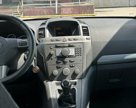 Серый Опель Зафира, объемом двигателя 1.6 л и пробегом 217 тыс. км за 5500 $, фото 24 на Automoto.ua