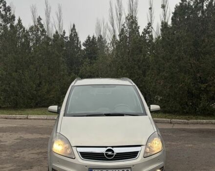 Серый Опель Зафира, объемом двигателя 2 л и пробегом 300 тыс. км за 2950 $, фото 1 на Automoto.ua