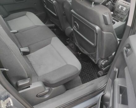 Серый Опель Зафира, объемом двигателя 1.9 л и пробегом 333 тыс. км за 2699 $, фото 14 на Automoto.ua