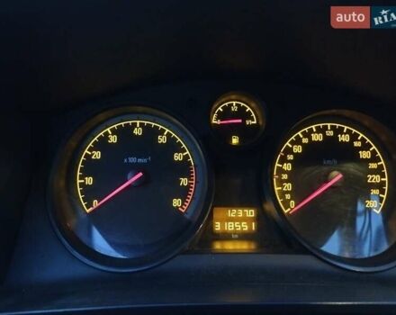 Серый Опель Зафира, объемом двигателя 2.2 л и пробегом 320 тыс. км за 5400 $, фото 6 на Automoto.ua