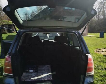 Серый Опель Зафира, объемом двигателя 1.6 л и пробегом 186 тыс. км за 5350 $, фото 12 на Automoto.ua