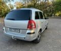 Серый Опель Зафира, объемом двигателя 1.9 л и пробегом 400 тыс. км за 4950 $, фото 4 на Automoto.ua