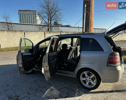 Сірий Опель Зафіра, об'ємом двигуна 1.91 л та пробігом 334 тис. км за 4400 $, фото 33 на Automoto.ua