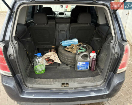 Сірий Опель Зафіра, об'ємом двигуна 1.6 л та пробігом 327 тис. км за 6700 $, фото 10 на Automoto.ua