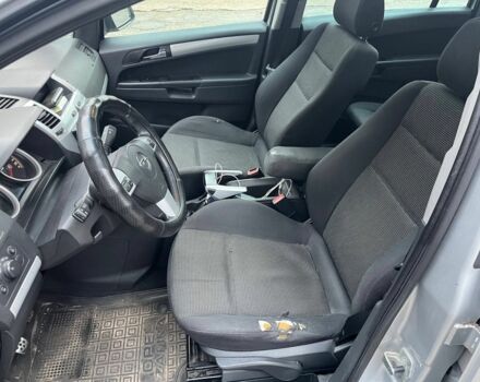 Серый Опель Зафира, объемом двигателя 1.9 л и пробегом 3 тыс. км за 2500 $, фото 11 на Automoto.ua