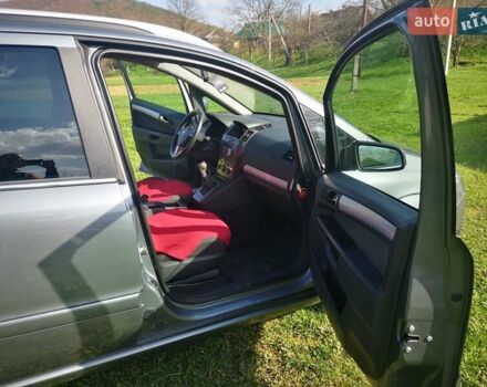 Серый Опель Зафира, объемом двигателя 1.6 л и пробегом 186 тыс. км за 5350 $, фото 14 на Automoto.ua