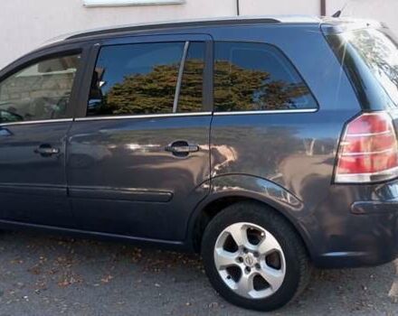 Серый Опель Зафира, объемом двигателя 1.8 л и пробегом 232 тыс. км за 5400 $, фото 16 на Automoto.ua