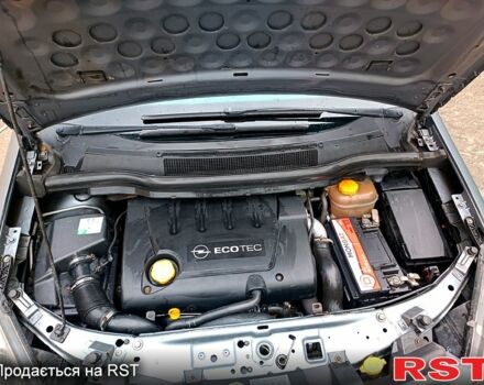 Серый Опель Зафира, объемом двигателя 1.9 л и пробегом 361 тыс. км за 4200 $, фото 10 на Automoto.ua