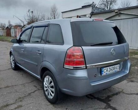 Серый Опель Зафира, объемом двигателя 1.91 л и пробегом 280 тыс. км за 4700 $, фото 6 на Automoto.ua