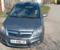 Серый Опель Зафира, объемом двигателя 1.9 л и пробегом 260 тыс. км за 4500 $, фото 1 на Automoto.ua