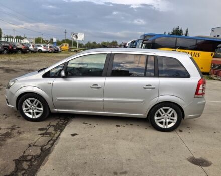 Серый Опель Зафира, объемом двигателя 1.9 л и пробегом 283 тыс. км за 5381 $, фото 3 на Automoto.ua