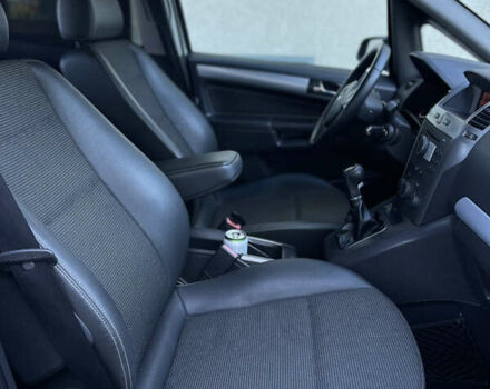 Опель Зафира 2006 в Жовкве на Automoto.ua Серый Опель Зафира, объемом двигателя 1.9 л и пробегом 228 тыс. км за 4999 $, фото 45 на Automoto.ua