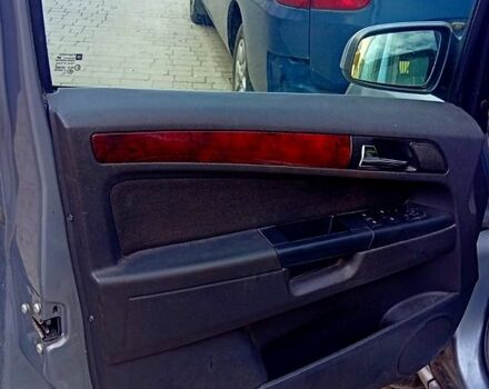 Серый Опель Зафира, объемом двигателя 1.9 л и пробегом 250 тыс. км за 5000 $, фото 5 на Automoto.ua