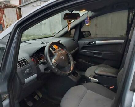 Серый Опель Зафира, объемом двигателя 1.91 л и пробегом 280 тыс. км за 4700 $, фото 8 на Automoto.ua