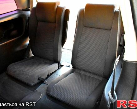 Серый Опель Зафира, объемом двигателя 2.2 л и пробегом 237 тыс. км за 4200 $, фото 7 на Automoto.ua