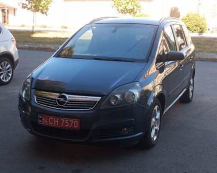 Серый Опель Зафира, объемом двигателя 1.8 л и пробегом 232 тыс. км за 5400 $, фото 2 на Automoto.ua