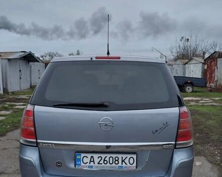 Серый Опель Зафира, объемом двигателя 1.91 л и пробегом 280 тыс. км за 4700 $, фото 5 на Automoto.ua