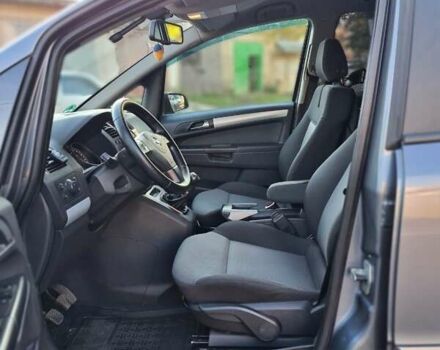 Сірий Опель Зафіра, об'ємом двигуна 1.9 л та пробігом 267 тис. км за 5800 $, фото 22 на Automoto.ua