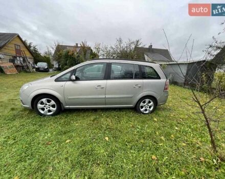 Опель Зафира 2006 в Сумах на Automoto.ua Серый Опель Зафира, объемом двигателя 1.6 л и пробегом 155 тыс. км за 5500 $, фото 1 на Automoto.ua
