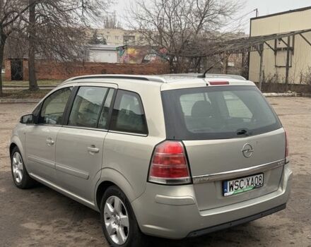 Серый Опель Зафира, объемом двигателя 2 л и пробегом 300 тыс. км за 2950 $, фото 5 на Automoto.ua