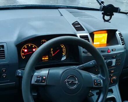 Серый Опель Зафира, объемом двигателя 1.6 л и пробегом 291 тыс. км за 4300 $, фото 32 на Automoto.ua