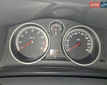 Серый Опель Зафира, объемом двигателя 1.8 л и пробегом 246 тыс. км за 5600 $, фото 12 на Automoto.ua