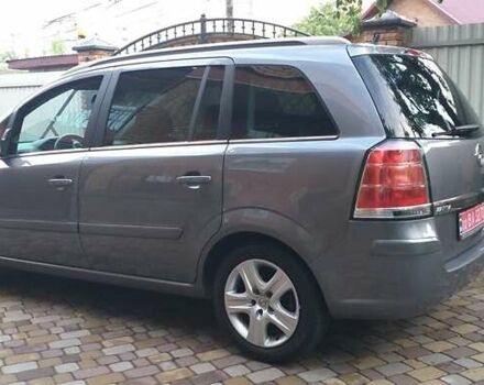 Серый Опель Зафира, объемом двигателя 1.6 л и пробегом 211 тыс. км за 5400 $, фото 6 на Automoto.ua