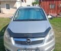 Сірий Опель Зафіра, об'ємом двигуна 1.8 л та пробігом 300 тис. км за 4500 $, фото 1 на Automoto.ua