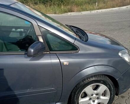 Сірий Опель Зафіра, об'ємом двигуна 2.2 л та пробігом 234 тис. км за 4800 $, фото 3 на Automoto.ua