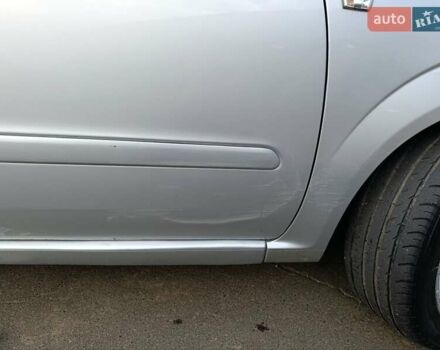 Сірий Опель Зафіра, об'ємом двигуна 1.91 л та пробігом 317 тис. км за 5900 $, фото 2 на Automoto.ua